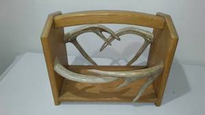 lot 519 image: Handcrafted Antler and Wood Organizer.