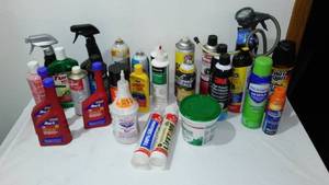 lot 576 image: Garage Fluids with Covered Trash Can.