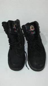 lot 579 image: 3M Brahma Steel Toe Boots, 9.5 W Mens.