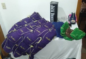 lot 653 image: Crown Royal Blanket, Jack Daniels Tin and Glasses, Sam Adams.