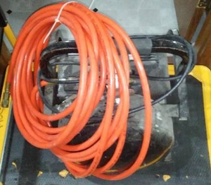 lot 672 image: Air Compressor 1.5HP