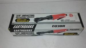 lot 674 image: Earthquake 38 Impacting Air Rachet Wrench.