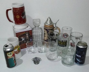 lot 693 image: Beer Steins and More.