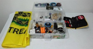lot 820 image: Assorted Vaping Accessories