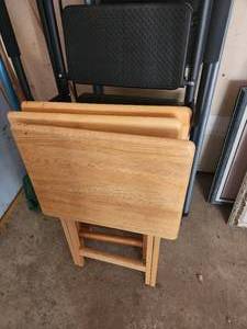 lot 87 image: TV Trays