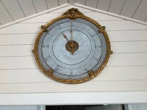 lot 40 image: Wall Clock