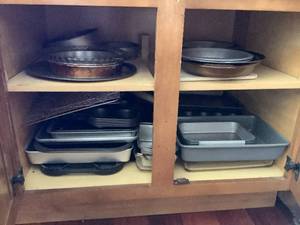 lot 45 image: Pot & Pans