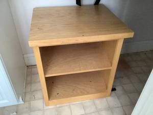 lot 67 image: Small Side Table