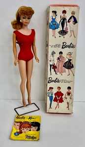 lot 71 image: Vintage Barbie Midge in Original Box