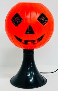 lot 71B image: Vintage Bayshore Plastic Halloween Blow Mold Jack-O-Lantern Pumpkin Lamp