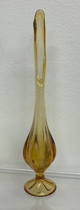 lot 46 image: Vintage Amber Glass Swung Vase