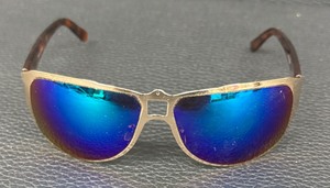 lot 90 image: Pair of Vintage Sunglasses