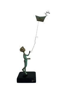 lot 81 image: Vintage Malcolm Moran Mid Century Bronze Statue of a Boy with a Kite