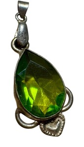 lot 18J image: Faceted Green Peridot Pendant