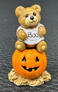 lot 51A image: Wee Forest Folk  - Boo Bear  T-03 - 1984