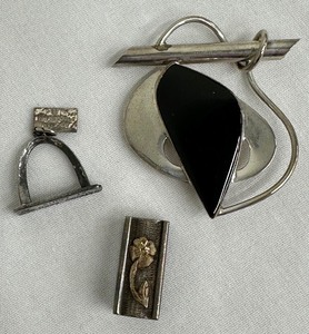 lot 47L image: Assorted Sterling Silver Jewelry Pieces