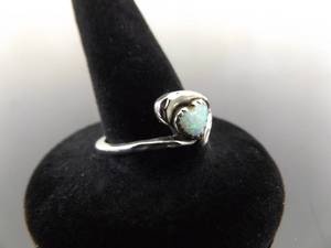lot 57 image: .925 Sterling Silver Opal Heart Ring Size 8.25