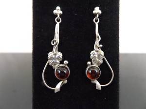 lot 93 image: .925 Sterling Silver Garnet Cabochon Leaf Dangle Post Earrings