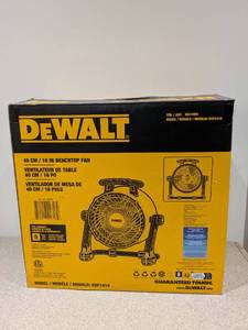 lot 22 image: DEWALT 16 BENCHTOP FAN (BLACK & YELLOW)