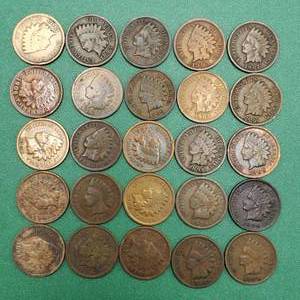 lot 317 image: 25 Indianhead Cents--See all photos--nice coins