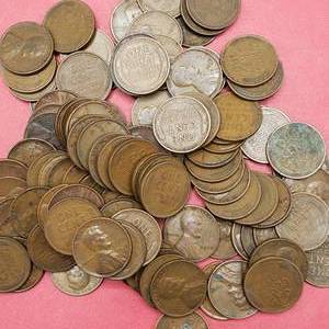 lot 373 image: 105 Wheat Cents from 1930s