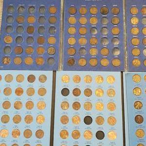 lot 389 image: Lincoln Cent Albums, includes 261 Wheat Cents, 1911-D & 1915-D