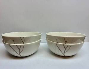 lot 35 image: Lenox Park City set of Four Cereal Bowls - New in Box