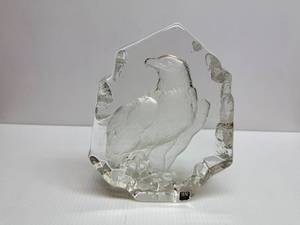 lot 30 image: Mats Jonasson Lead Crystal Eagle