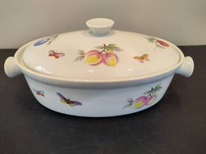 lot 44 image: ANDREA SADEK Fruit Oven to Table Casserole Dish