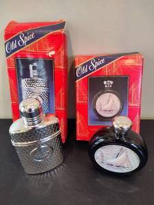 lot 55 image: Vintage Old Spice FlasksDecanters