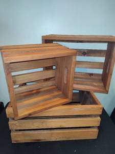 lot 53 image: Assorted Wood Crates wHandles