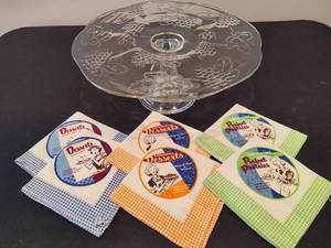 lot 104 image: Pedestal Cake Plate wVintage Napkins