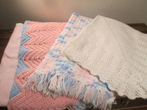 lot 49 image: Baby Blankets