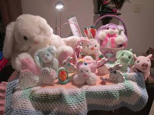 lot 53 image: Easter Lot