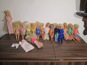 lot 197 image: Vintage Barbie and Maybe some cousins.