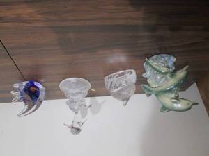 lot 214 image: Beautiful Solid Glass Paper Weights