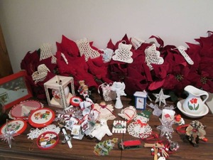 lot 215 image: Christmas in May