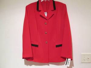 lot 223 image: WOMENS SIZE 18 BLAZER
