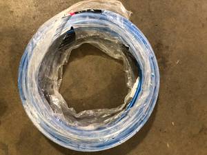 lot 20 image: Apollo 12 in. x 100 ft. Blue PEX-A Expansion Pipe in Solid  Customer Returns See Pictures