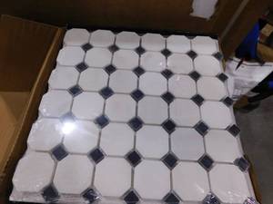 lot 81 image: MSI Greecian White Riptide Octagon 12 in. x 12 in. x 0.38 in. Polished Marble Mesh-Mounted Mosaic Tile (30 sq. ft.)