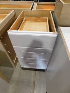 lot 209 image: Hampton Bay Hampton 18 in. W x 24 in. D x 34.5 in. H Assembled Drawer Base Kitchen Cabinet in Satin White with Drawer Glides