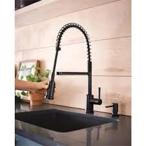 MOEN Indi Single-Handle Pre-Rinse Spring Pulldown Sprayer Kitchen Faucet with Power Clean in Matte Black   Customer Returns See Pictures