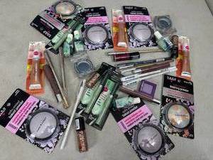 lot 226 image: Assorted New Makeup