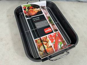 lot 255 image: New Roaster Pan with Rack