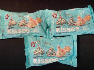lot 17 image: G1 - 3 Packs of Hersheys Kisses Sugar Cookie Flavored Candy
