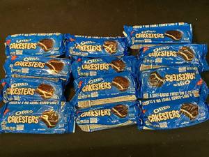 lot 23 image: M1 - 12 Packs of Oreo Cakesters Soft Baked Snacks