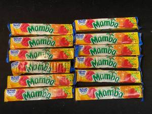 O1 - Lot of 12 Mamba 18 Fruit Chews Packs