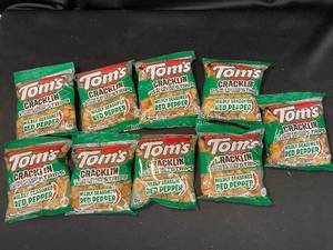 lot 29 image: box 29 - Set of 8 Toms Cracklin Strips Mildly Seasoned Red Pepper