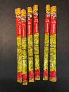 lot 35 image: S1 - Set of 6 Twin Pack Slim Jim Original Smoked Snack Sticks