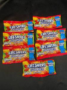 lot 51 image: V1 - Set of 8 LifeSavers Gummies 5 Flavors Share Size Packs